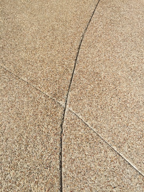 No expansion joints installed